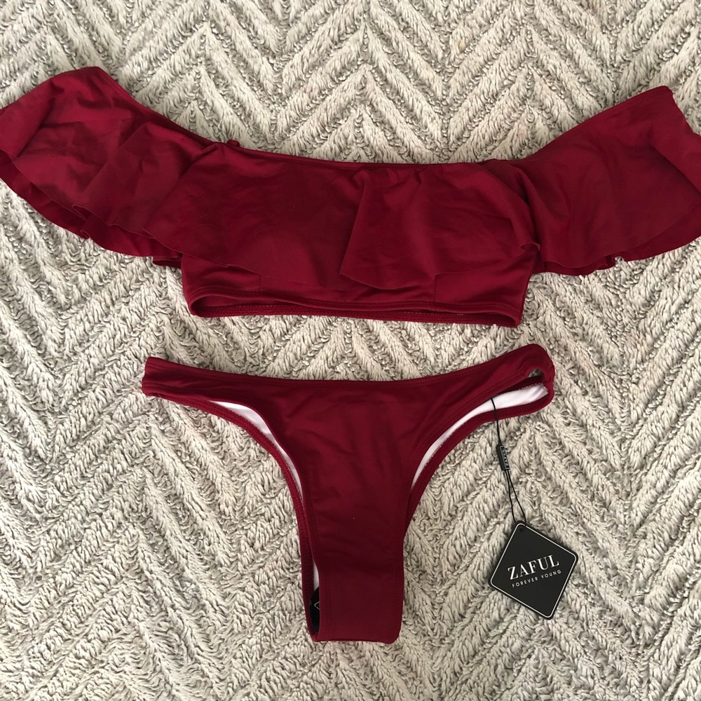 Off the shoulder bikini
